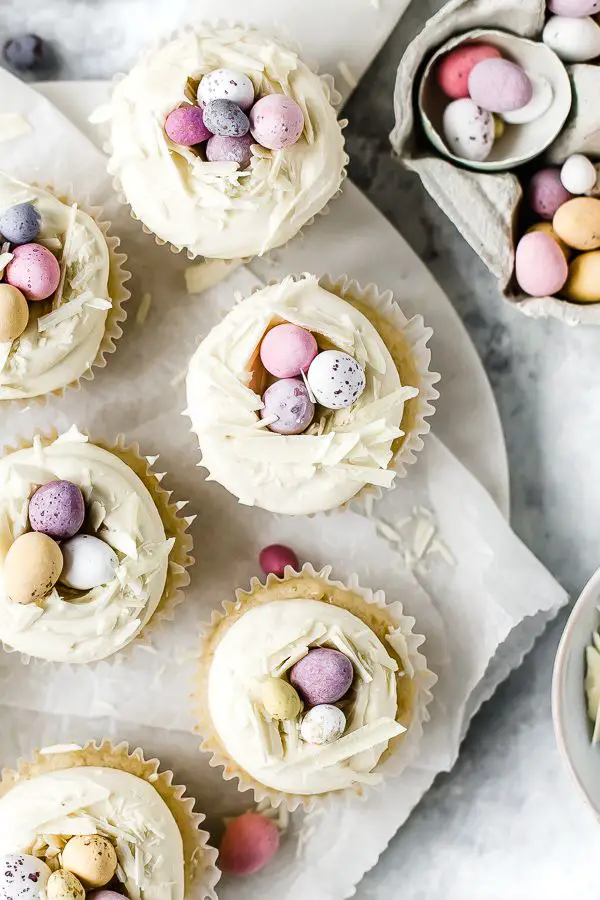 birds nest easter cupcake