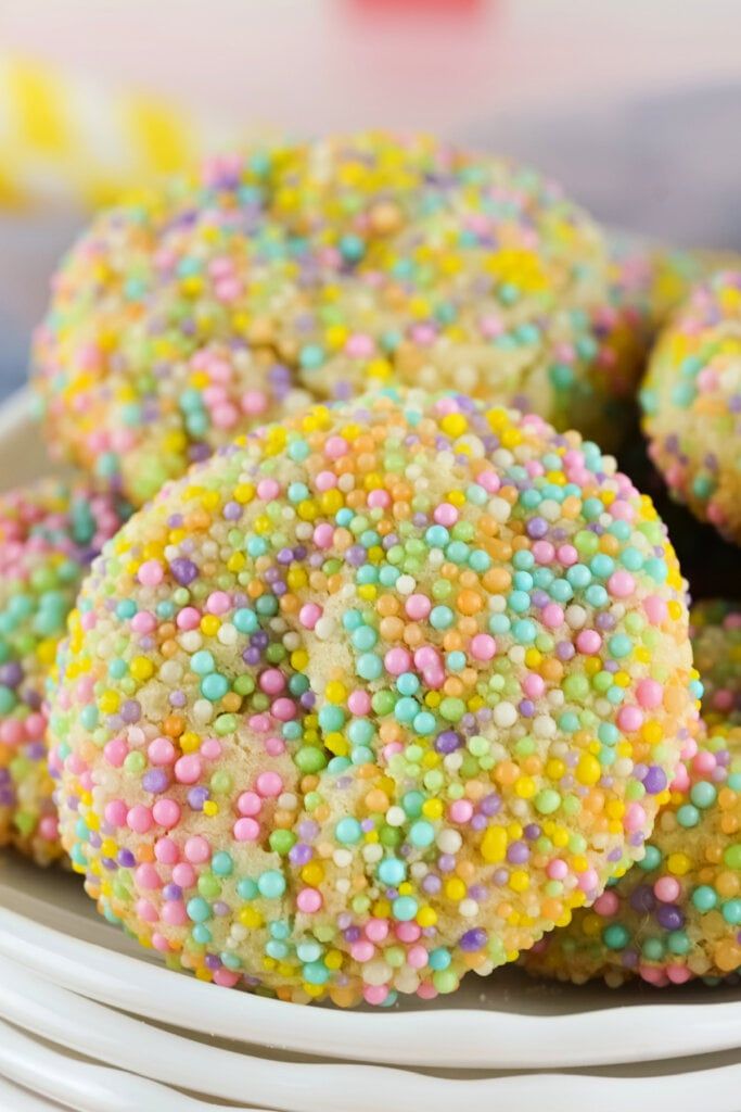 easter cookie with sprinkle