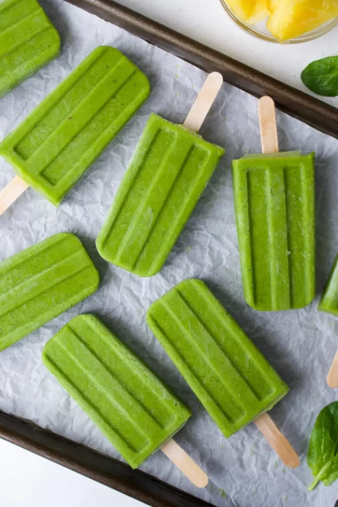 Green Tropical (Spinach) Popsicles for summer