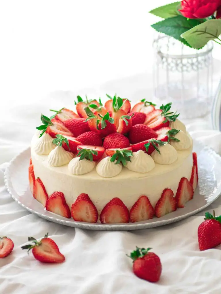 Japanese strawberry shortcake for mothers day cake ideas