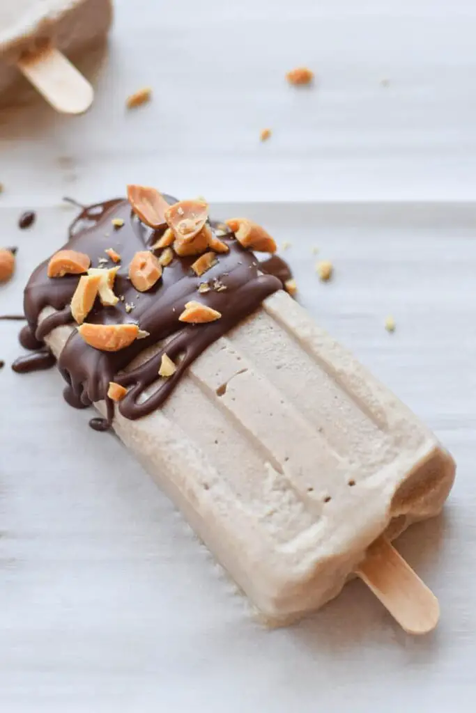 Chocolate Peanut Butter Banana Popsicles for summer