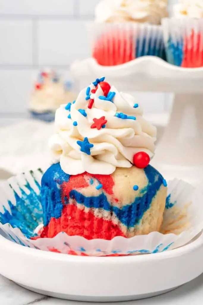 4th Of July Cupcakes - Easy 4th of July desserts 