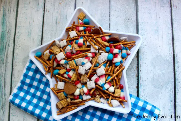 patriotic snack mix  - 4th of July snack mix
