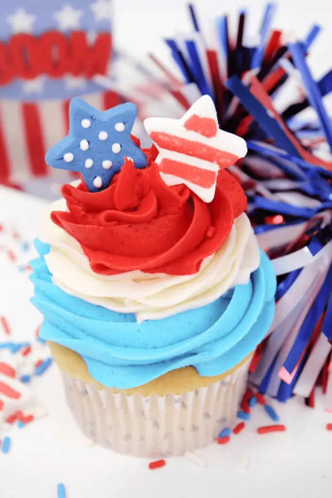 Patriotic Cupcakes with Red, White, and Blue Frosting