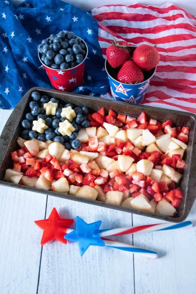 Red White and Blue Fruit Salad - Easy 4th of July desserts