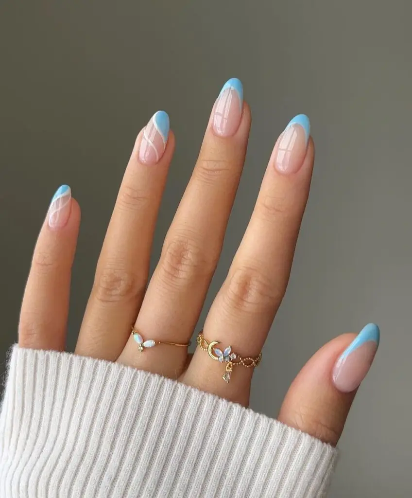 simple and minimal blue tip nail art for graduation day nail designs