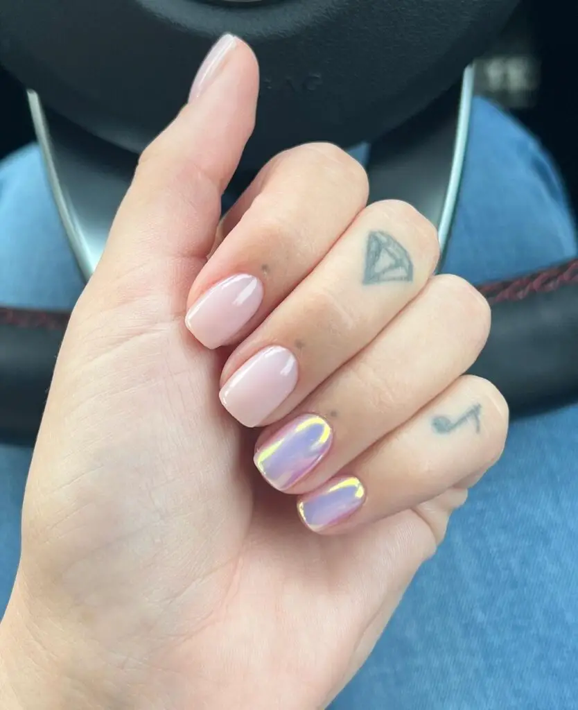 nude and shimmery short nails for graduation day nail designs