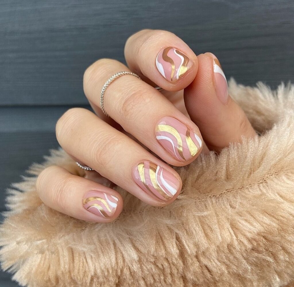 autumn and fall inspired nails