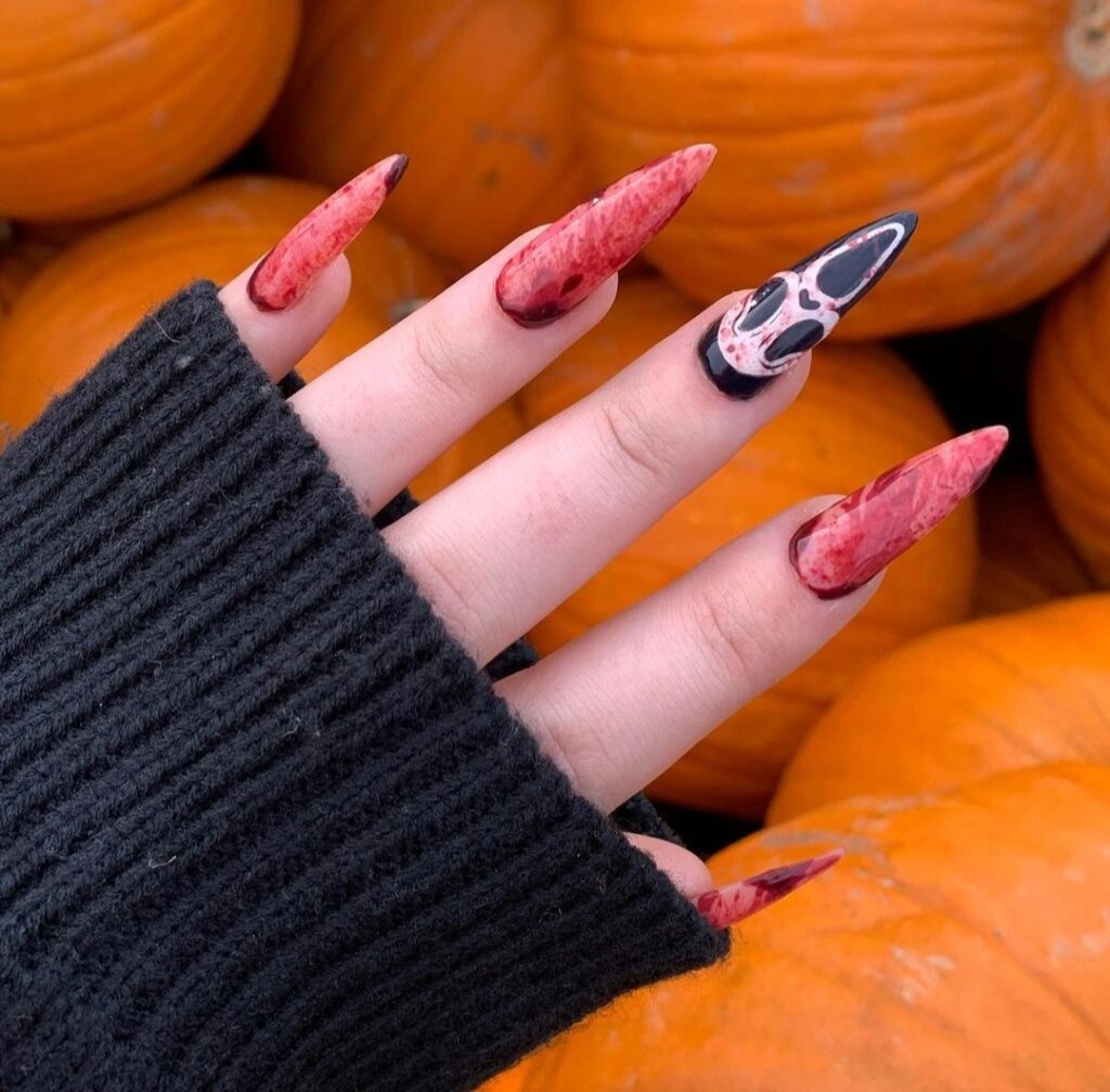 scary Halloween nail designs 