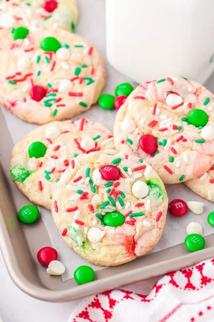 Christmas Cake Mix Cookies recipes for Christmas desserts