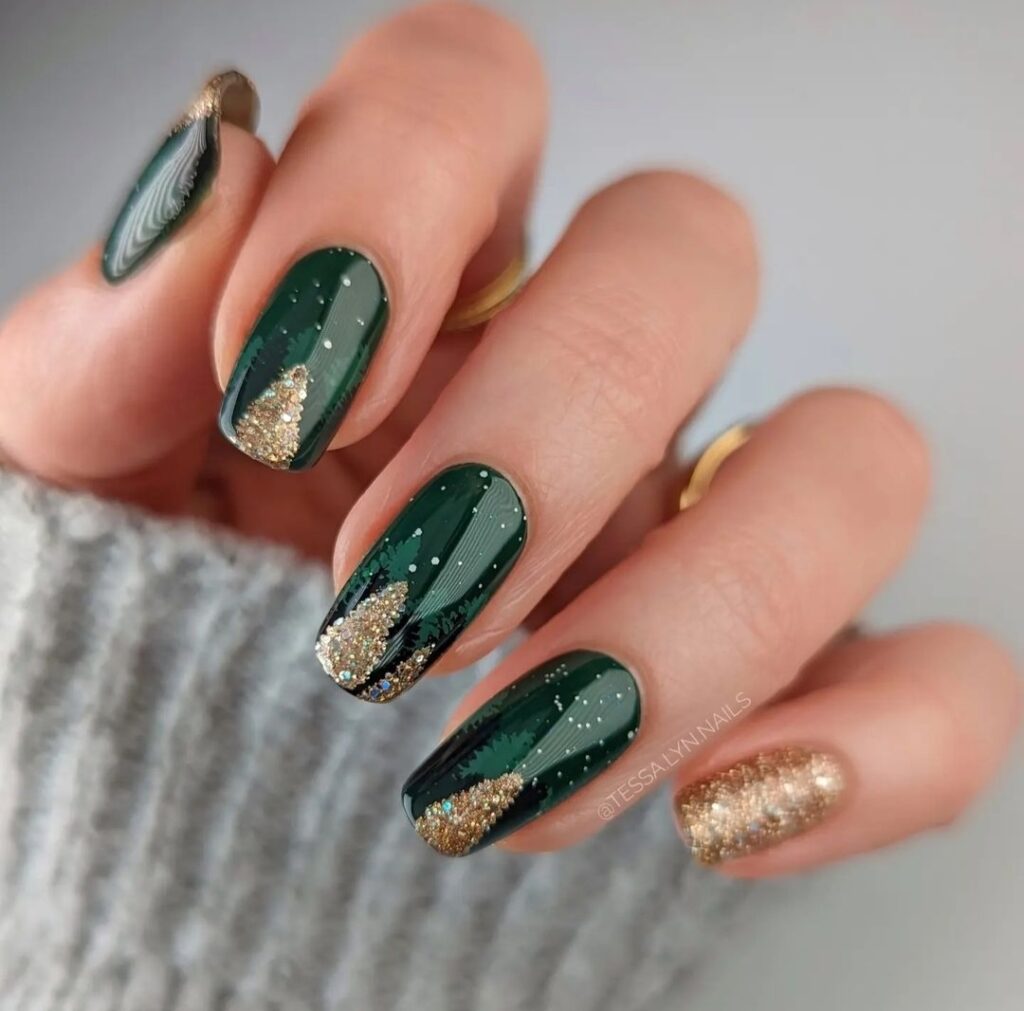Christmas Forest nails