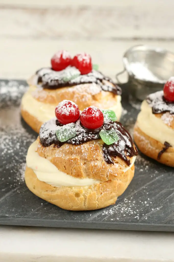 Cream Puffs Recipe - Christmas Desserts
