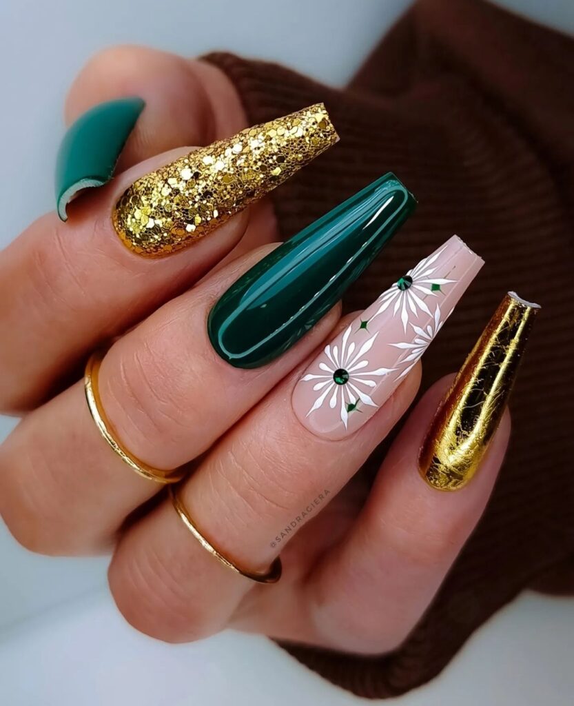 cute New Year nail design and nail art trends