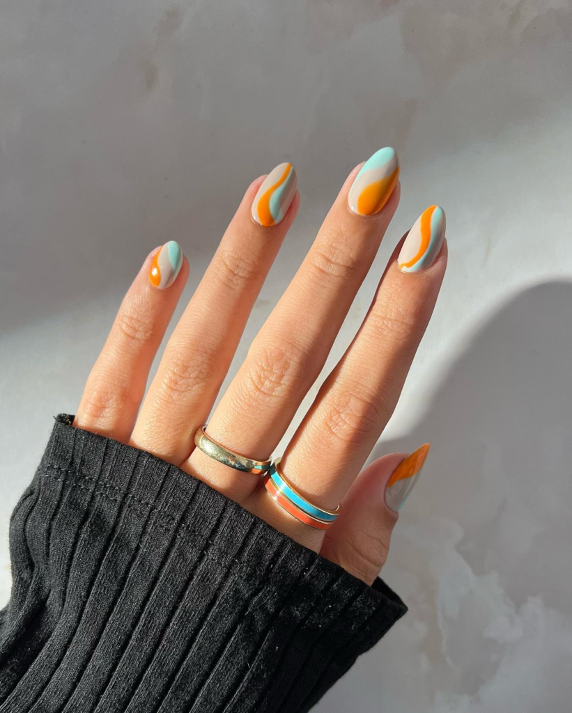 Short summer nails