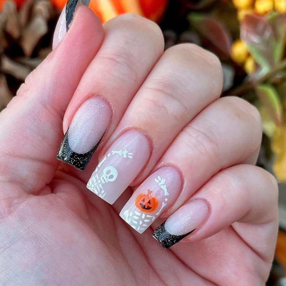 Halloween nail art designs