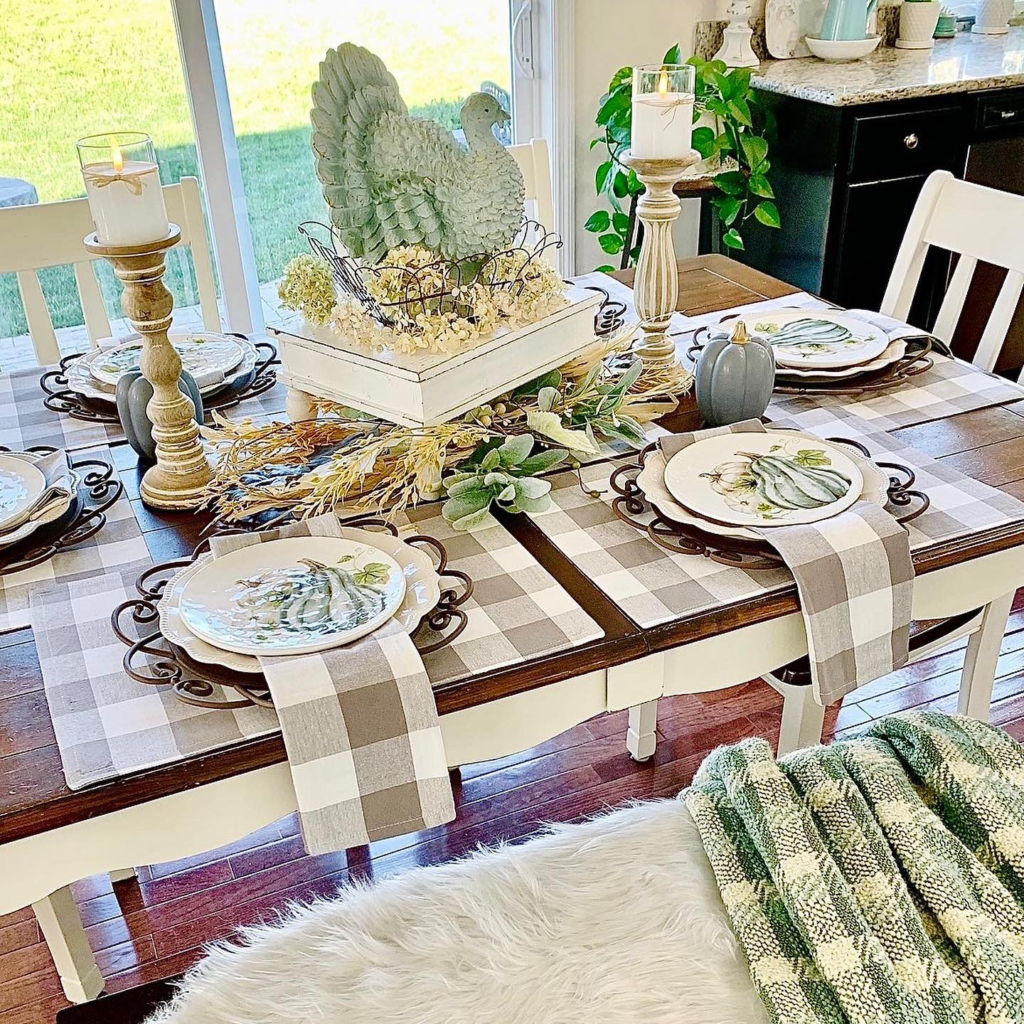 Thanksgiving table setting