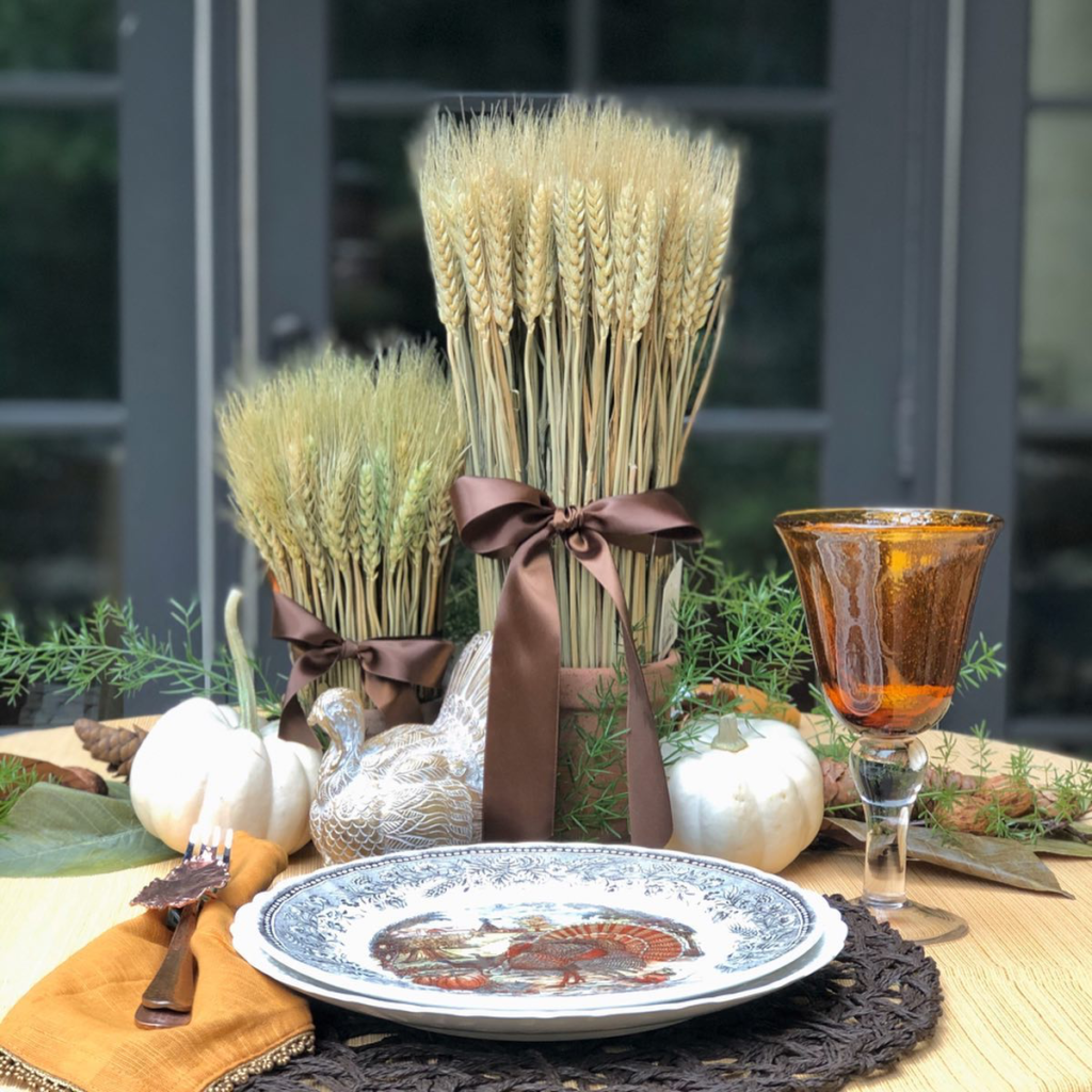 Thanksgiving table setting