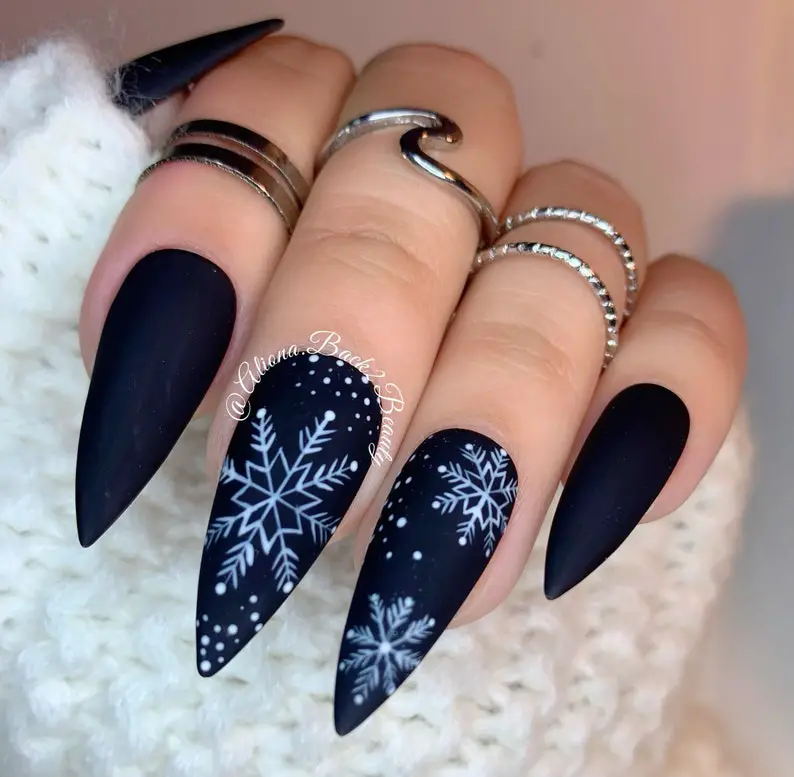 Winter nails