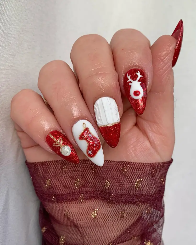 Short Christmas nails