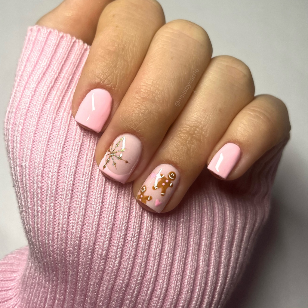 Short Christmas nail Designs