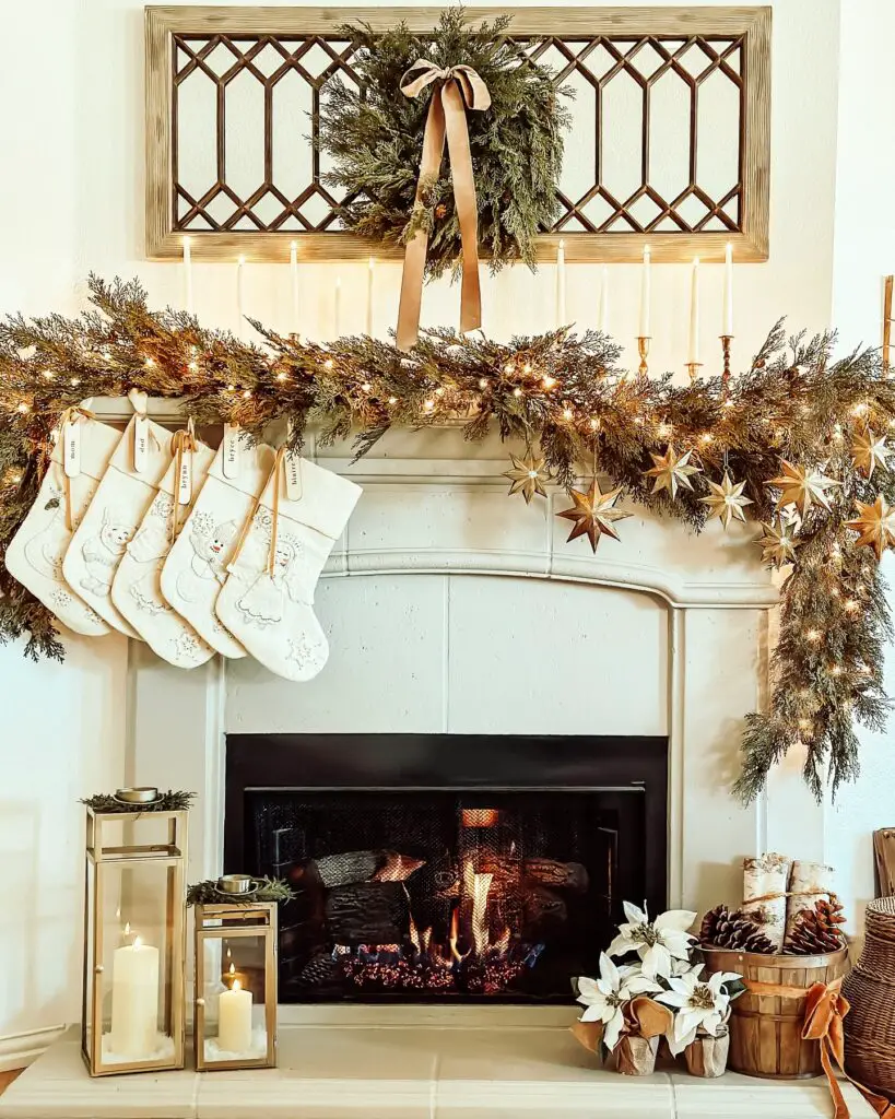 Christmas mantle decor