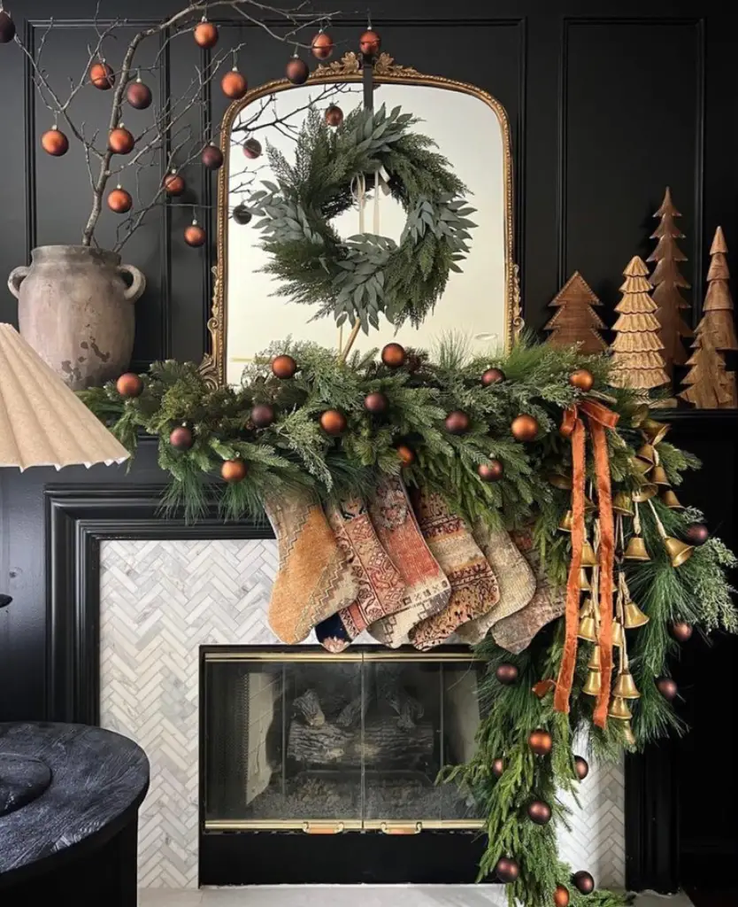 Christmas fireplace decor