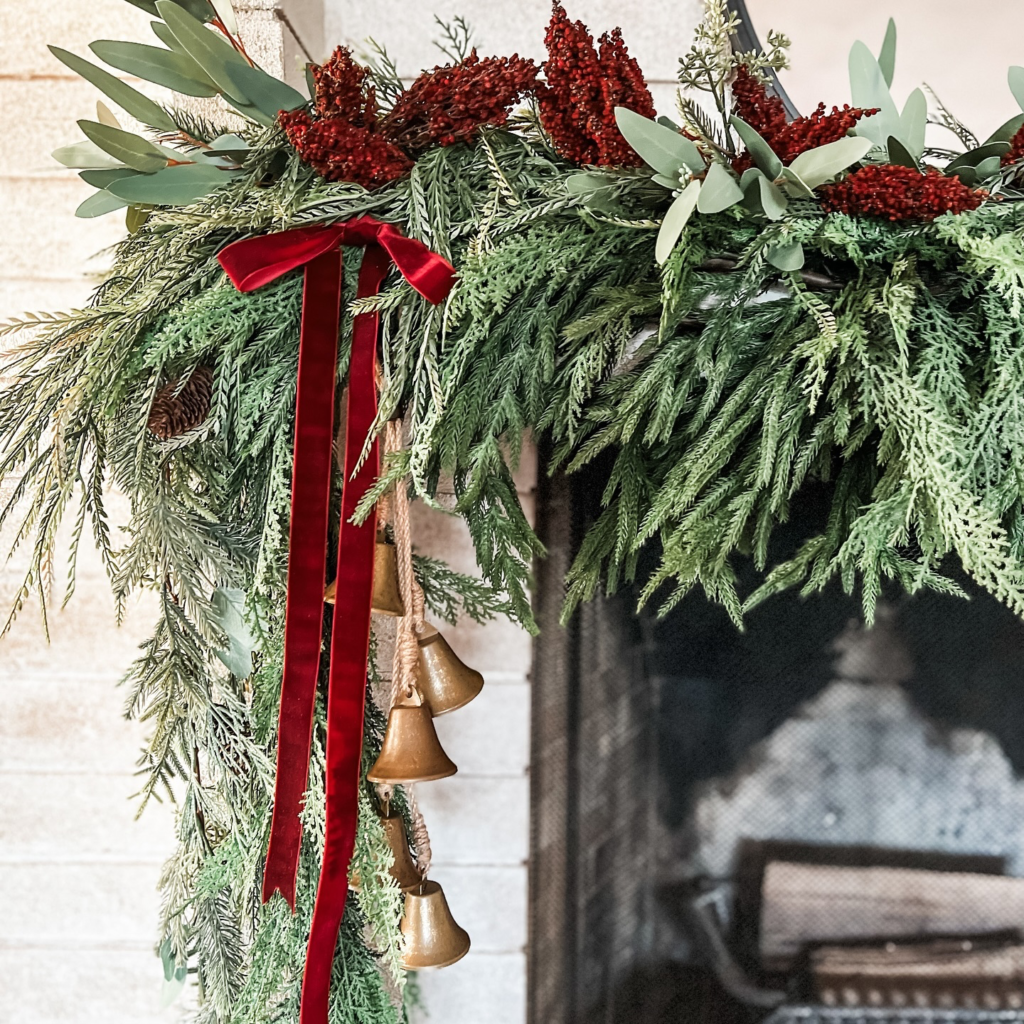 Christmas fireplace decor